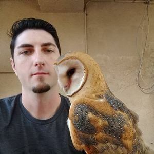 Meet your Posher, Troy